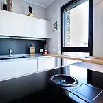 Wolvesdensuite Con Terrazzi E Garage Gratuito *