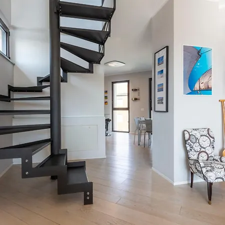 Appartement Wolvesdensuite Con Terrazzi E Garage Gratuito