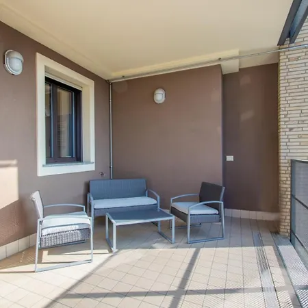 Appartement Wolvesdensuite Con Terrazzi E Garage Gratuito *